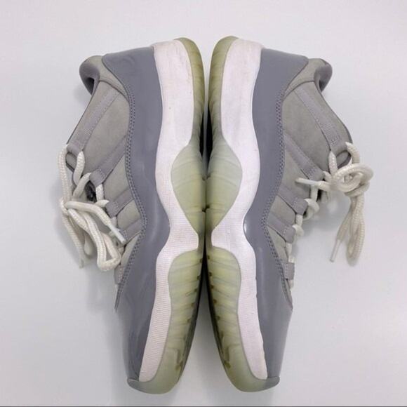 Air Jordan 11 Retro Low Cool Grey Size 8.5 - Picture 5 of 10